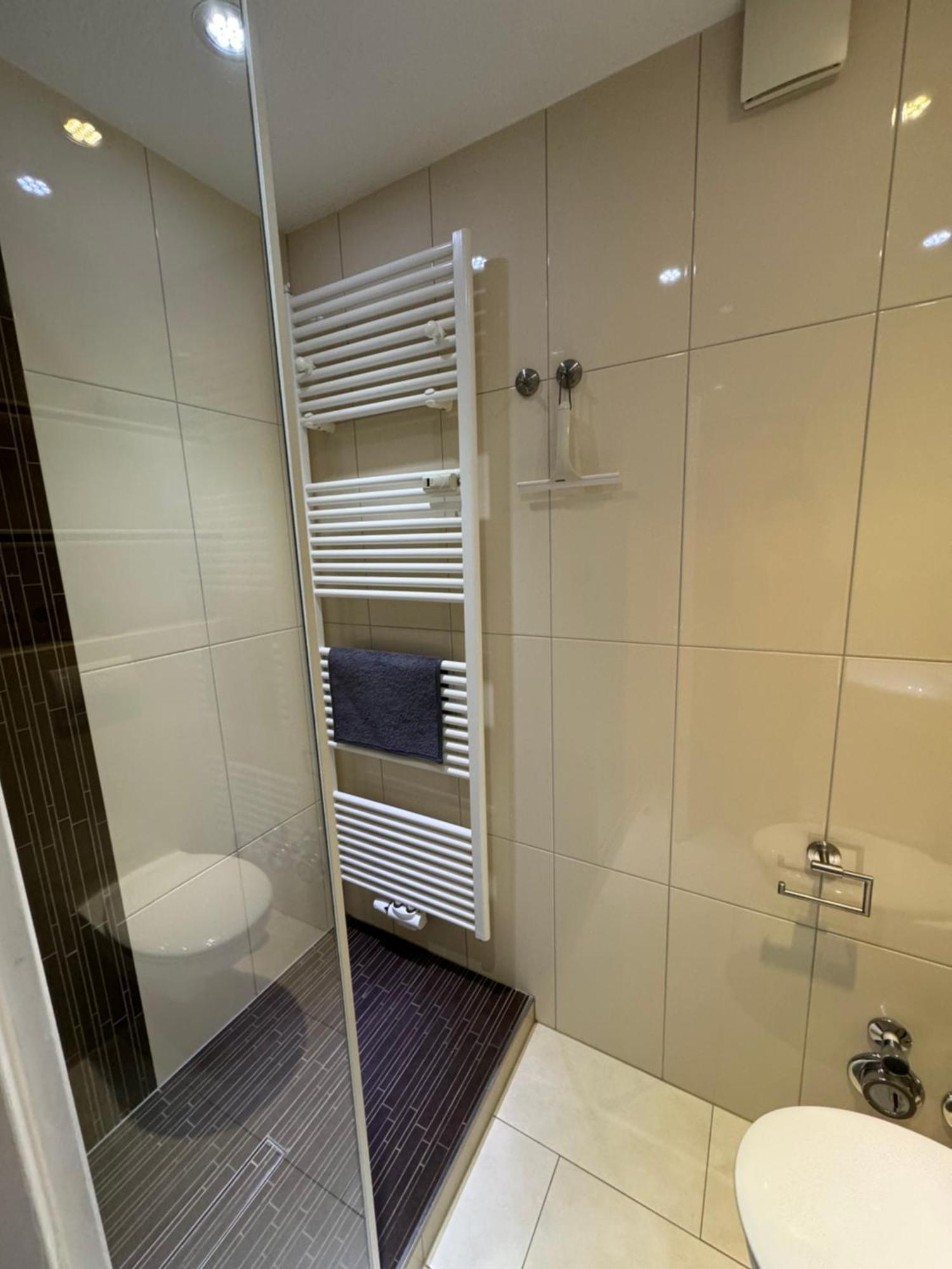 Traumhafte Ferienwohnung - Direkter Meerblick - 50M Zum Strand In Cuxhaven Duhnen In 1A Lage Im Haus Seehuette Eksteriør bilde